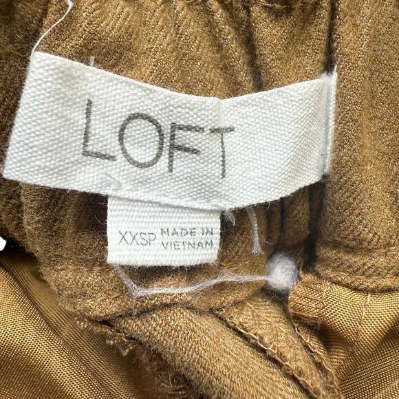 Ann Taylor LOFT Brown Crop Pleated Trouser Pants Tailored Career Work Size XXSP - Picture 2 of 10